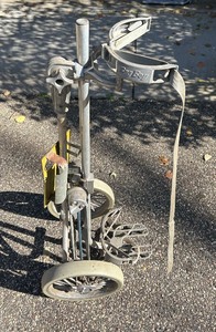 lot 353 image: Bag Boy Golf Club Cart