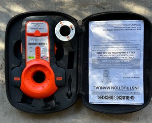 lot 356 image: Black and Decker Stud Finder