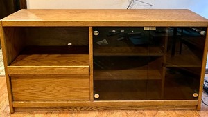 lot 115 image: Vintage Entertainment Center