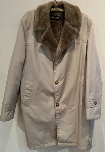 lot 119 image: Mens Haggar Overcoat