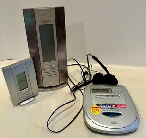 lot 218 image: Vintage Finds Including Aiwa Portable Disc Player, Wireless Weather Station and More