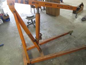 lot 6 image: Professional Quality 2-ton long ram...