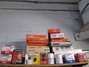lot 11 image: Fram, Car Quest and other brand aut...
