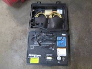 lot 43 image: Snap-On Automotive refrigerant iden...