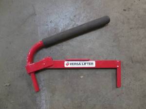 lot 47 image: Versa-Lok Versa-Lifter...