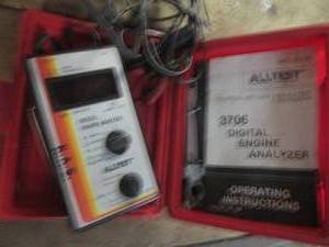 lot 60 image: Alltest Microprocessor digital engi...