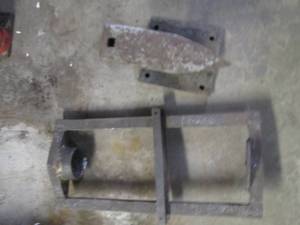 lot 82 image: Anvil and ball joint press...