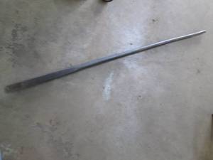 lot 100 image: Heavy duty 66in chipperbreaker bar...