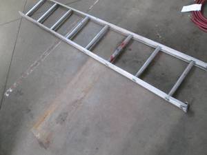 lot 130 image: Aluminum 8ft extension ladder secti...