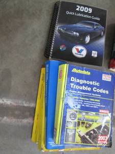 lot 137 image: Stack of automotive diagnostic, spe...