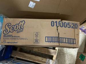 lot 53 image: 6 Rolls of Scott Brand Roll Towels