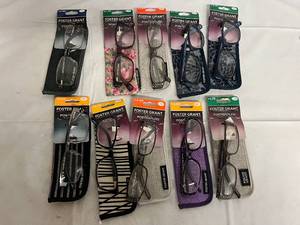 lot 92 image: 10 Variety Foster Grant Reading Glasses