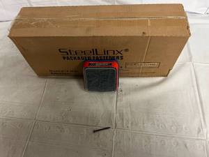 lot 304 image: 20 x 1lb Boxes of SteeLinx Drywall Screws
