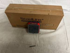 lot 306 image: 20 x 1lb Boxes of SteeLinx Drywall Screws
