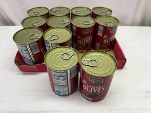 12x Tuscan Garden Large Black Olives-Pitted