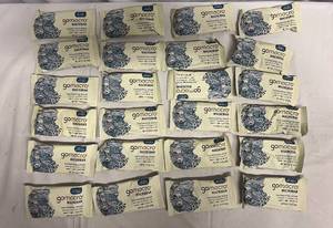 LL. 40x Go Macrobar Mini-Oatmeal Chocolate Chip