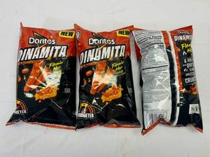 JJ. 3x 9oz Doritos Dinamita Sticks-Flamin Hot Queso