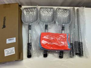 Beach Kit-Shovels and Mesh Bags for Shelling