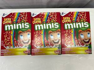 3x Lucky Charms Minis