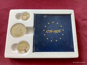 lot 36 image: 1976 Bicentennial Silver Proof Set