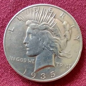 lot 40 image: 1935-S Peace Dollar