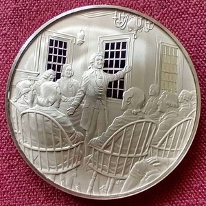 lot 48 image: Beautiful Sterling Silver Continental Congress Proof Medallion