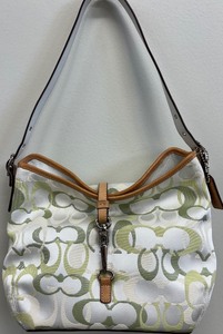 lot 16 image: Coach Canvas White and Green Hampton Clip Handbag