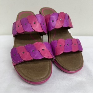 lot 101 image: Colorful Dansko Sandals-Size 40
