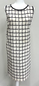 lot 41 image: St. John Collection Knit Dress