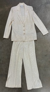 lot 133 image: St John Evening by Marie Gray Pant Suit