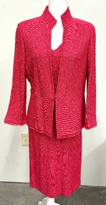 lot 179 image: Classy St. John Jacket and Dress Set