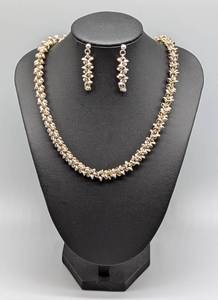 lot 208 image: Stylish Sterling Silver Necklace Dangling and Earrings Set