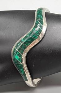 lot 92 image: Malachite and Sterling Silver Cuff Bracelet from Mexico