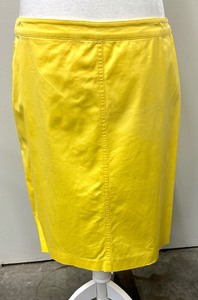 lot 176 image: Escada Yellow Skirt