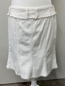 lot 187 image: White Skirt by Escada