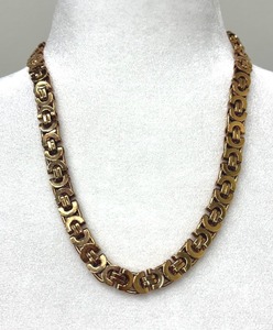 lot 231 image: Sensational Stainless Steel Necklace