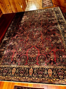 lot 1 image: Large Vintage Area Rug Measuring 102 X 148