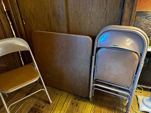 lot 37 image: Samsonite Folding Chairs And Card Table