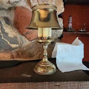 lot 15 image: Antique Brass Lamp Measuring 11 Inches