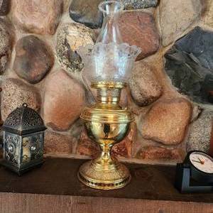 lot 18 image: Antique Brass And Etched Glass Hurricane Lamp Measuring 20 Inches Tall