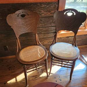 lot 28 image: Two Matching Woven Seat And Wood Chairs Each Measuring 18 X 16 X 38