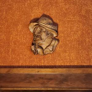 lot 33 image: Antique Wood Carved Profile Of Man