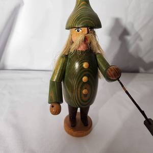lot 45 image: Vintage Erzgebirge Smoker Incense Burner Wood Figure Woodsman Measuring 8 Inches Tall