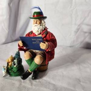 lot 48 image: Vintage Possible Dreams, Clothtique Santa Measuring 7 Inches Tall