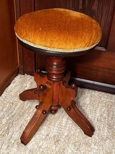lot 140 image: Vintage Wood Stool 21 Inches Tall