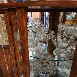 lot 87 image: Variety Of Vintage Clear Glass And Crystal Serving Pieces As Seen In Photo