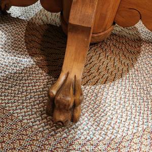 lot 309 image: Antique Claw Foot Round Table