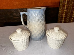 lot 270 image: Vintage Basket Weave Water Pitcher And Covered Dishes
