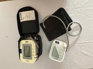 lot 229 image: Blood Pressure Monitors