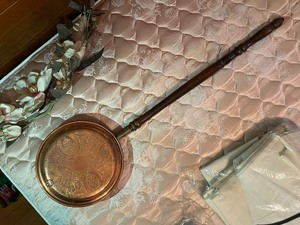 lot 250 image: Copper Bed Warming Pan